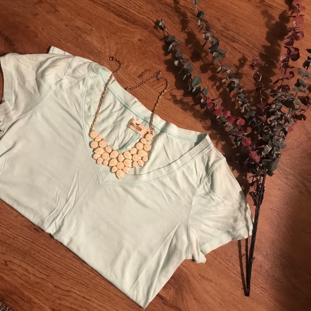 Hollister Light turquoise v-neck shirt